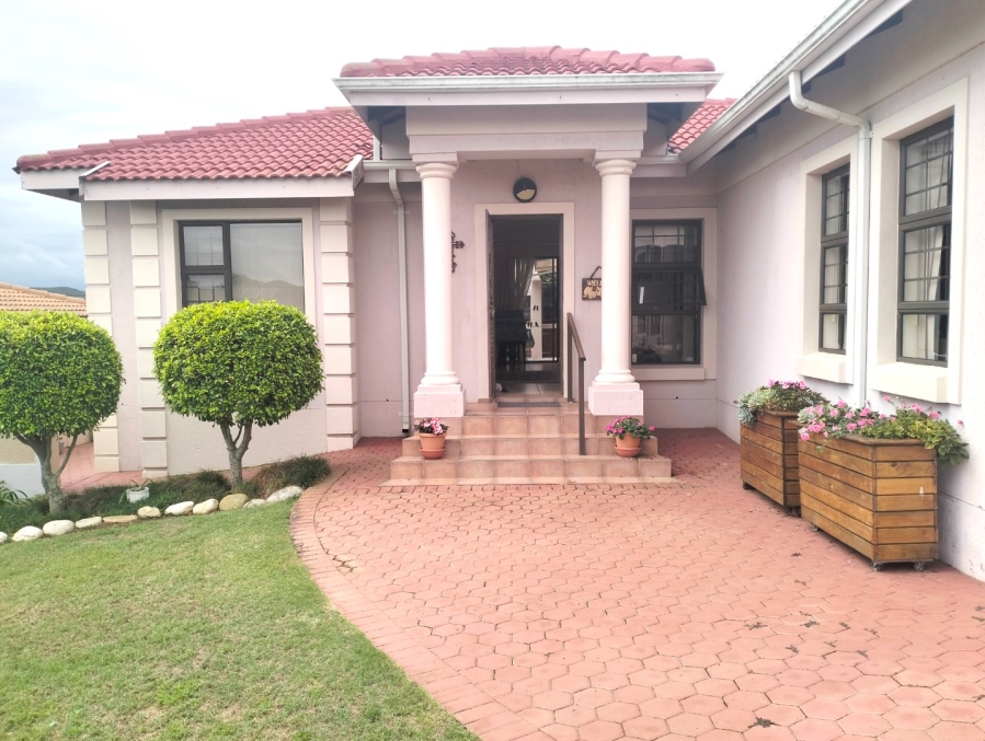 3 Bedroom Property for Sale in Reebok Western Cape